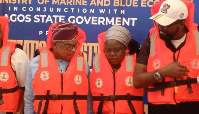 Oyetola Launches 3,500 Life Jacket Campaign In Lagos